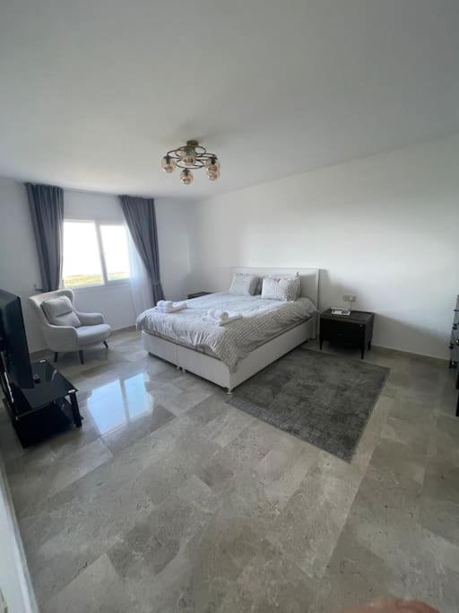 Large Super Lux Apartment In Thalassa Beach Resort Vokolidha Eksteriør bilde